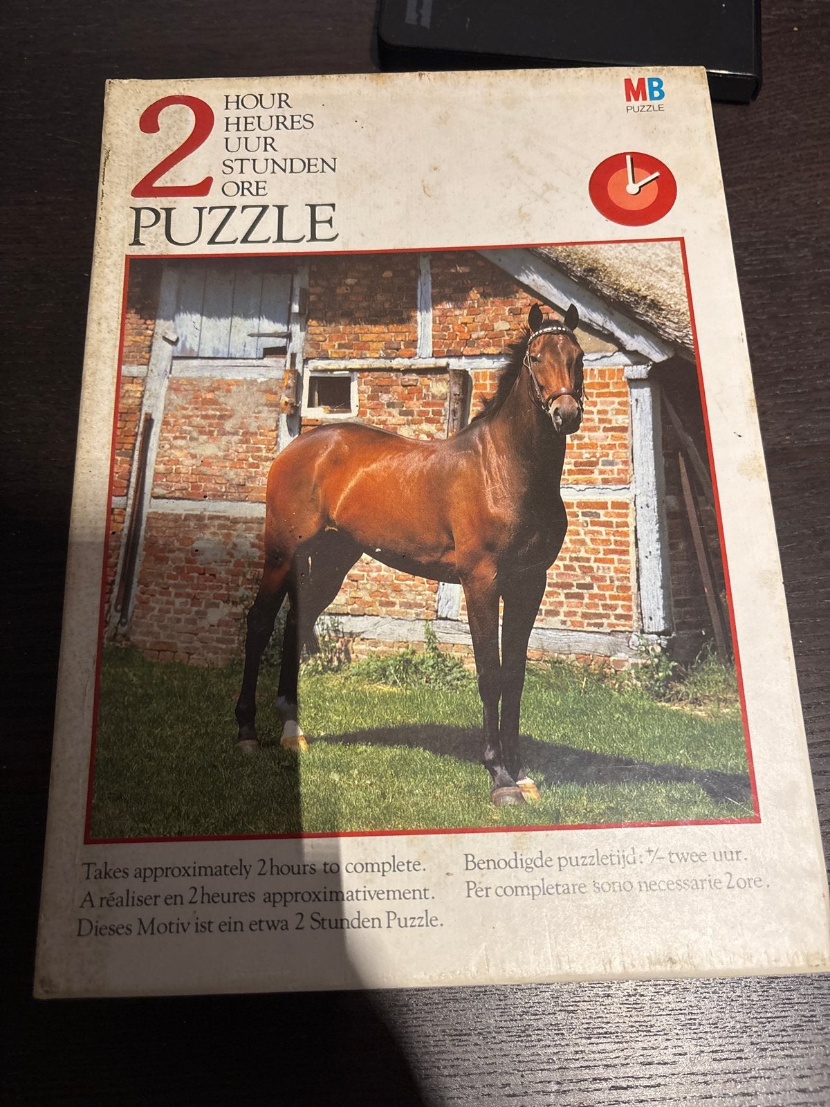 MB Puzzle 2 uur - Paard in landschap, Ophalen of Verzenden, Minder dan 500 stukjes, Gebruikt, Legpuzzel