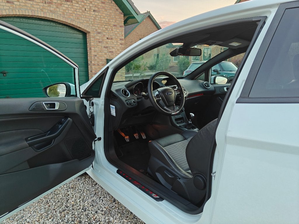 Foto 6 van Ford Fiesta ST 1.6 182PK
