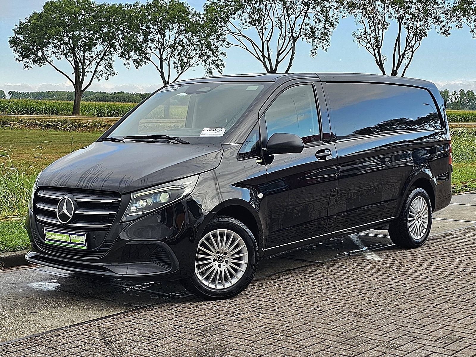 MERCEDES-BENZ VITO 116 l2 led navi 163pk !, Auto's, Automaat, Gebruikt, Euro 6, 1907 kg