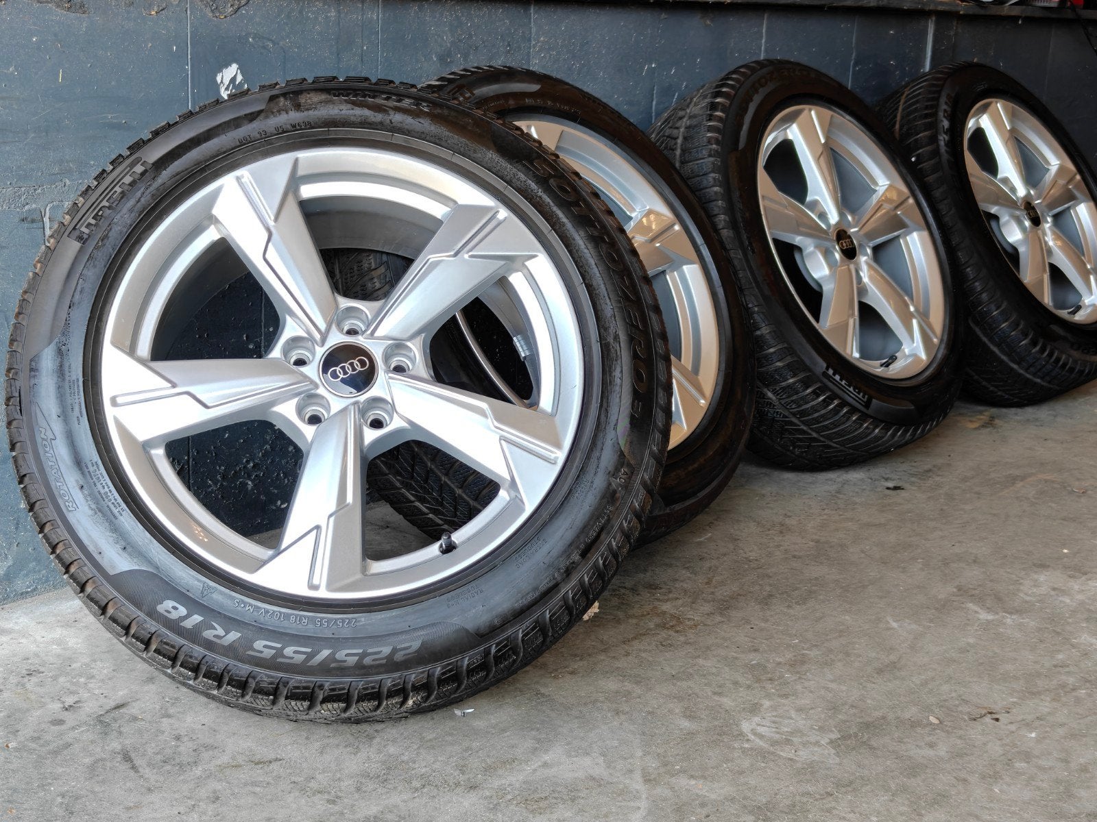 18" Originele Audi A6 C8 Winterset Pirelli