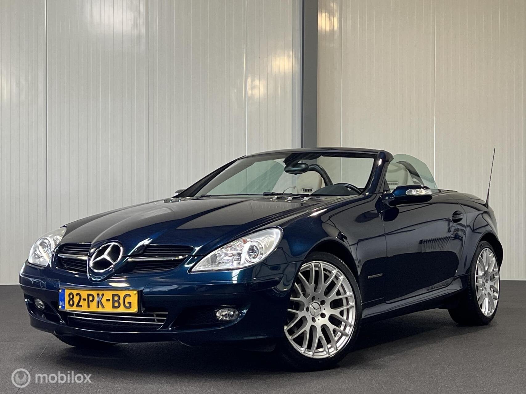 Mercedes SLK-klasse 200 K Aut. [ NAP leder airscarf ], Automaat, Achterwielaandrijving, Beige, 4 cilinders