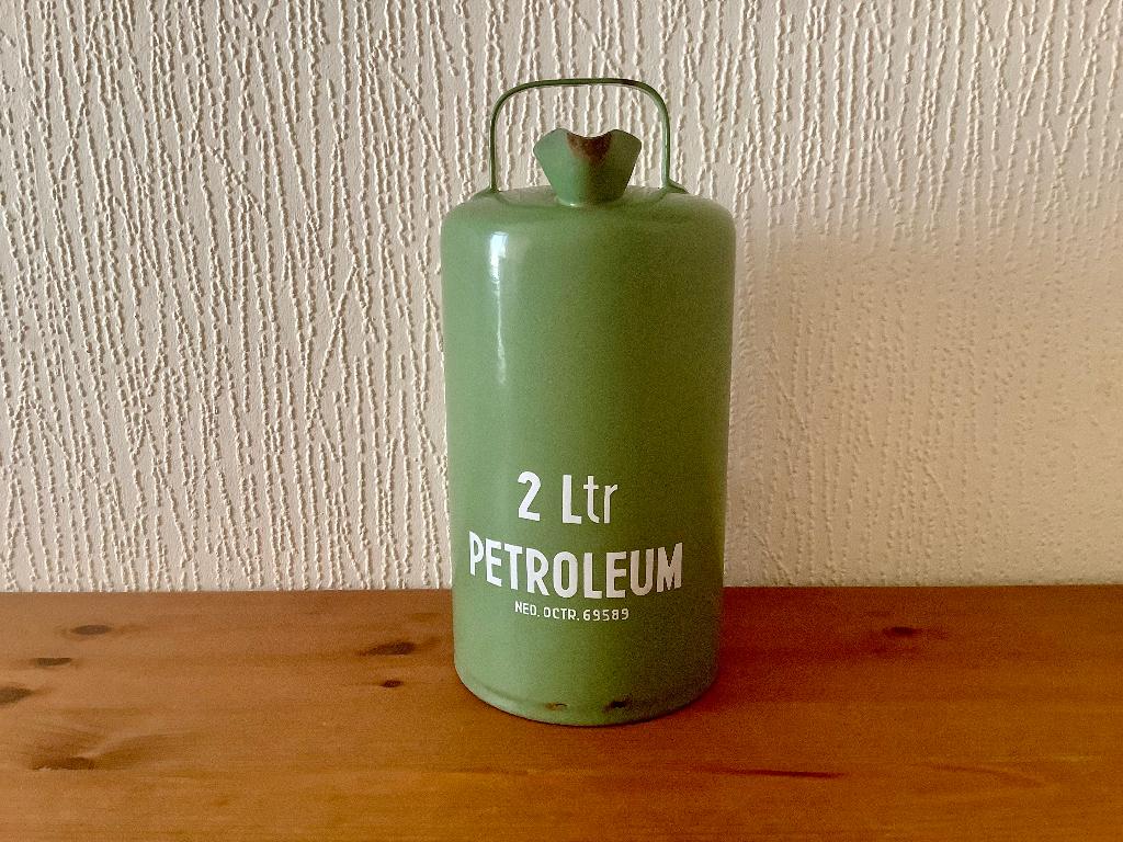 Vintage petroleumkan , Antiek en Kunst, Antiek | Emaille, Ophalen of Verzenden