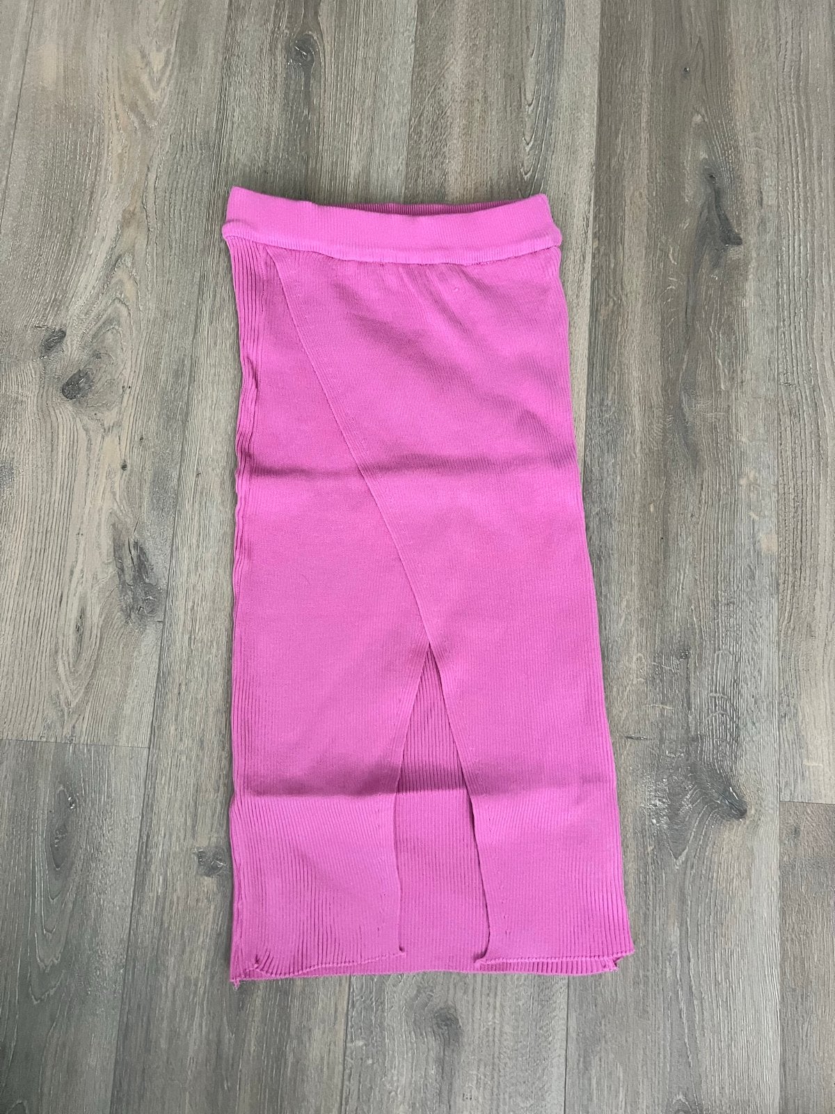 Roze geribbelde midi rok met split - Emma & Ashley, Maat 38/40 (M), Ophalen of Verzenden, Zo goed als nieuw, Knielengte