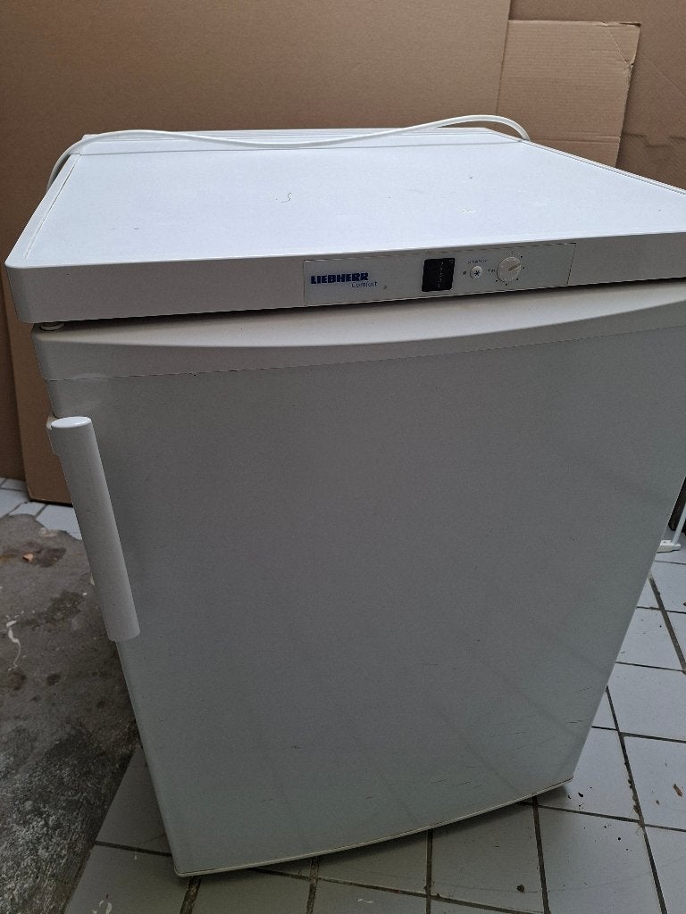 Liebherr koelkast, Ophalen, Gebruikt, Minder dan 85 cm, Minder dan 75 liter