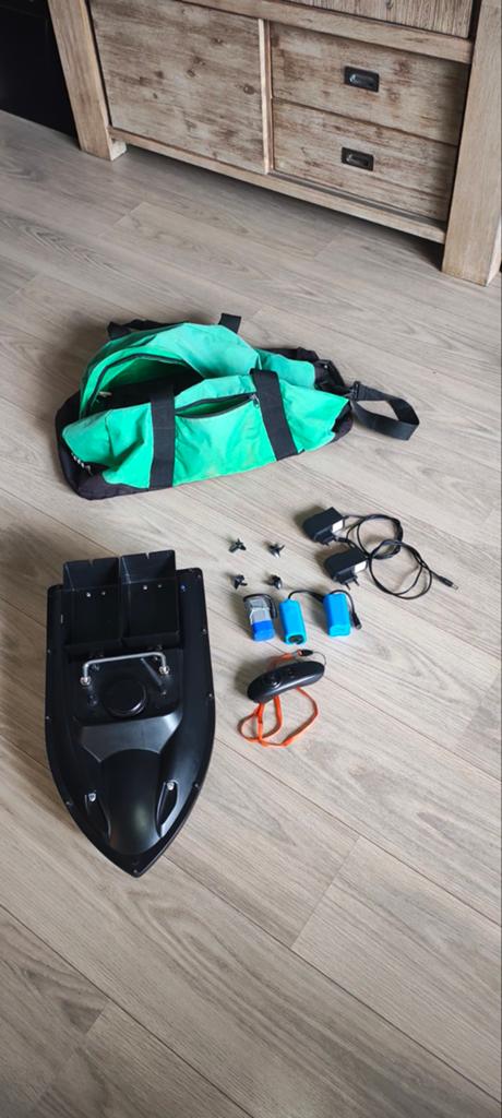 Voerboot + extra's, Watersport en Boten, Hengelsport | Karpervissen, Gebruikt, Overige typen, Ophalen