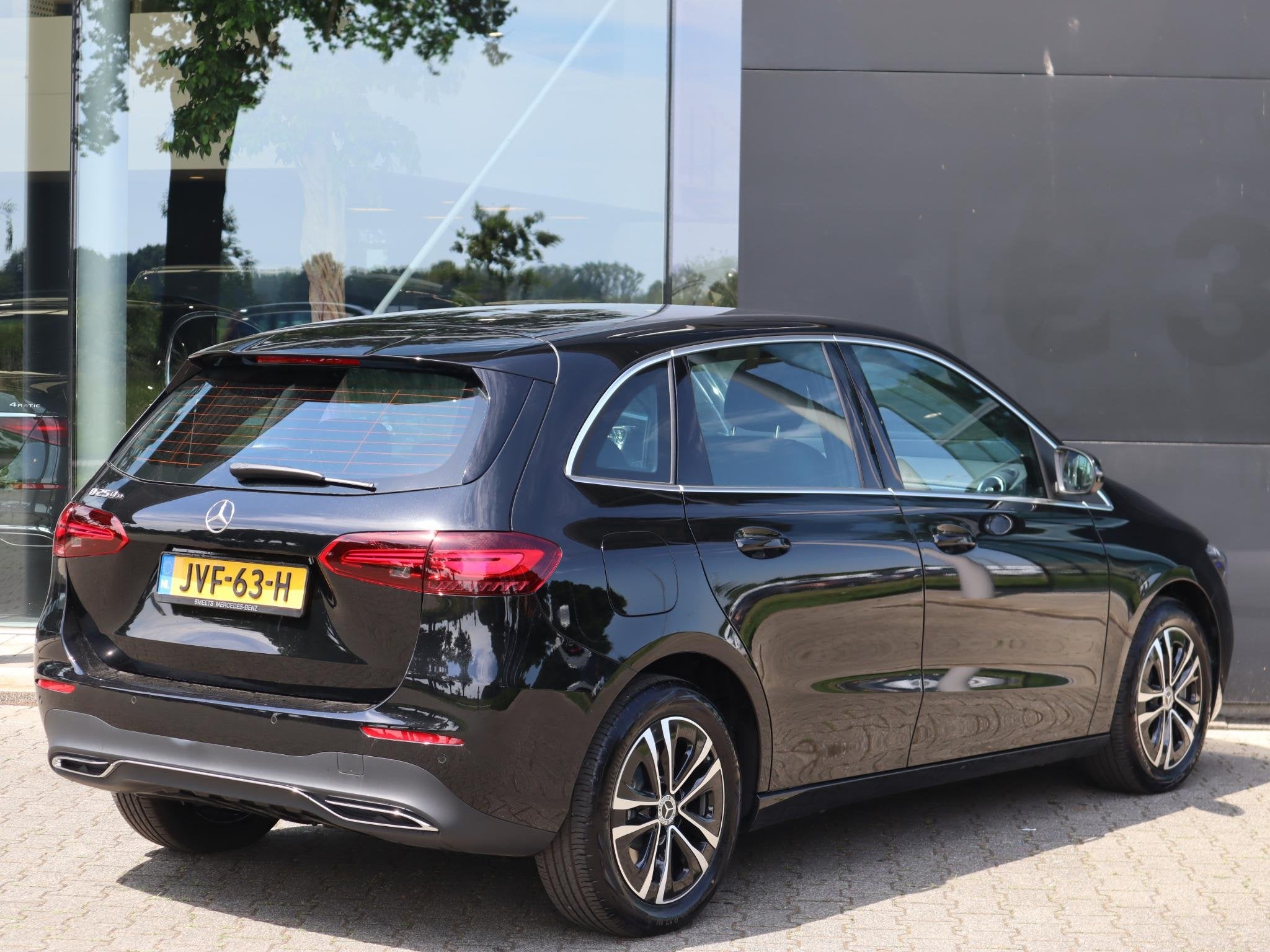 Mercedes-Benz B-klasse 250 e Business Solution Luxury Line l, Auto's, Dealer onderhouden, Gebruikt, 4 cilinders, 16 kWh