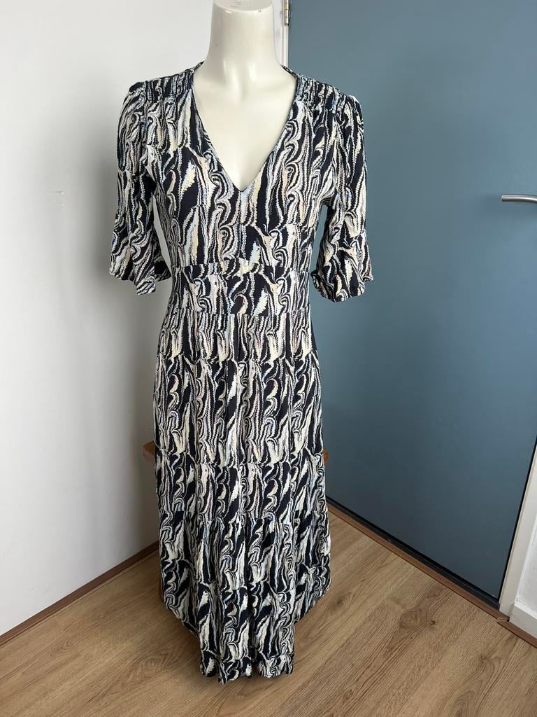 Pom Amsterdam lange jurk 38 batik viscose blauw beige geel, Kleding | Dames, Maat 38/40 (M), Overige kleuren, Ophalen of Verzenden