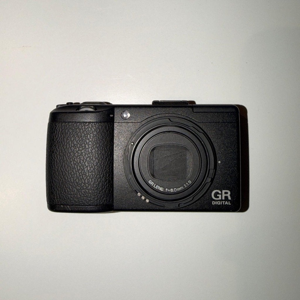 2009-2011 [MINT ++] Ricoh GR DIGITAL III --> NO RICOH GR III, Verzenden, Zo goed als nieuw, Handleiding, Compactcamera