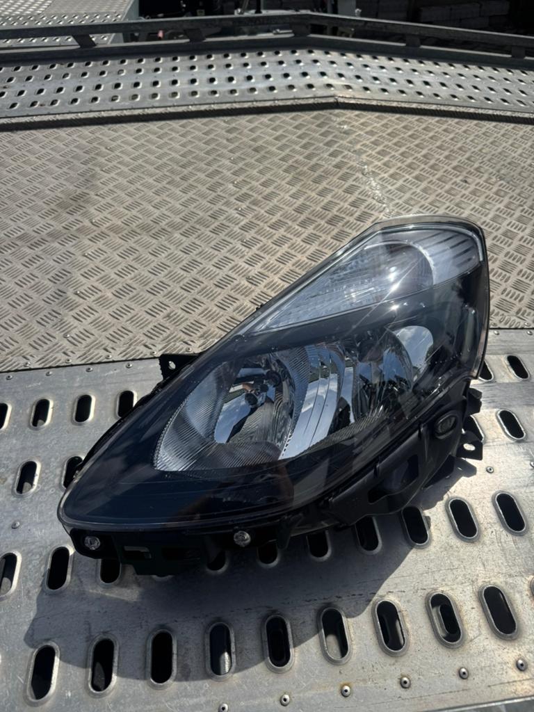 Clio 3 koplamp (facelift ), Ophalen of Verzenden