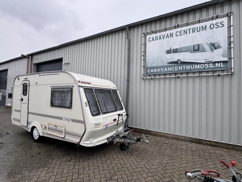 Hylander Design 380, Caravans en Kamperen, Overige merken, Overige typen, Standaardzit, Tot en met 2