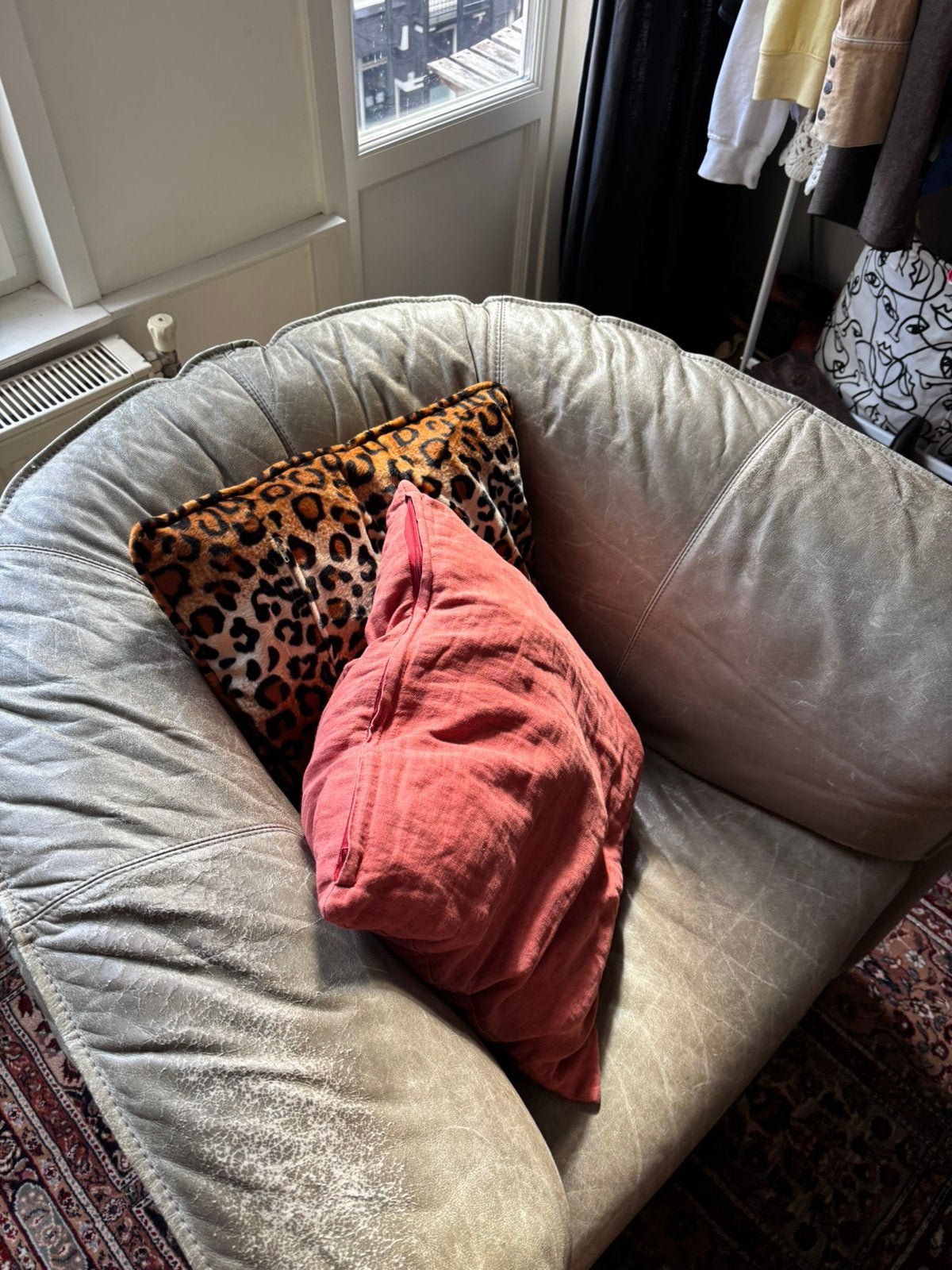 Taupe Leolux Fauteuille, Huis en Inrichting, Ophalen, Zo goed als nieuw, 50 tot 75 cm, Leer