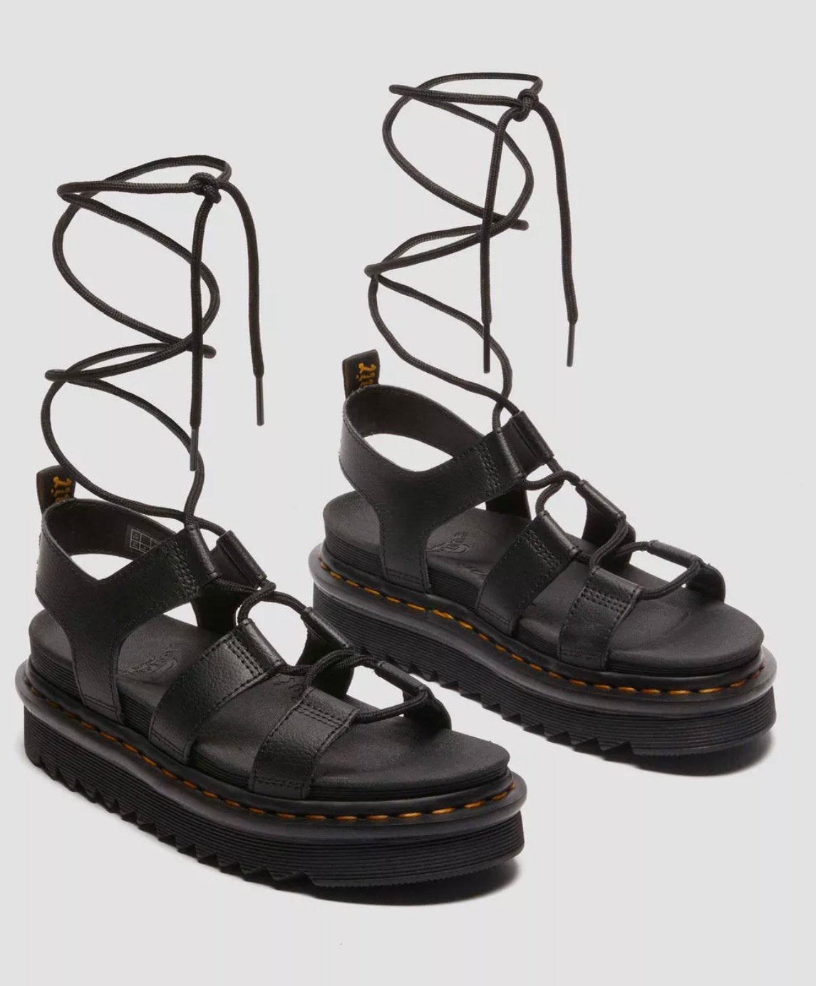 Sandalen Dr. Martens Nartilla, 39, Kleding | Dames, Schoenen, Zo goed als nieuw, Sandalen of Muiltjes, Zwart, Ophalen of Verzenden