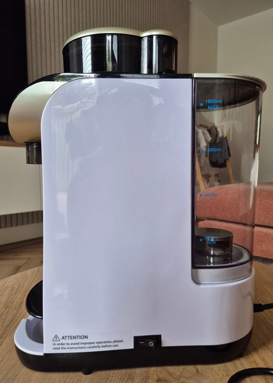 Babbylatte melkmachine flesvoeding, Ophalen, Zo goed als nieuw, Babyvoedingmaker