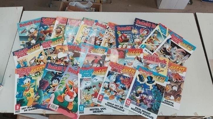 Donald Duck extra's en pockets 80 stuks één koop, Meerdere stripboeken, Ophalen, Gelezen