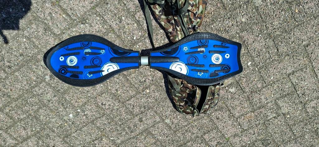 Waveboard met camouflage draagtas, Sport en Fitness, Skateboarden, Ophalen of Verzenden, Gebruikt, Waveboard