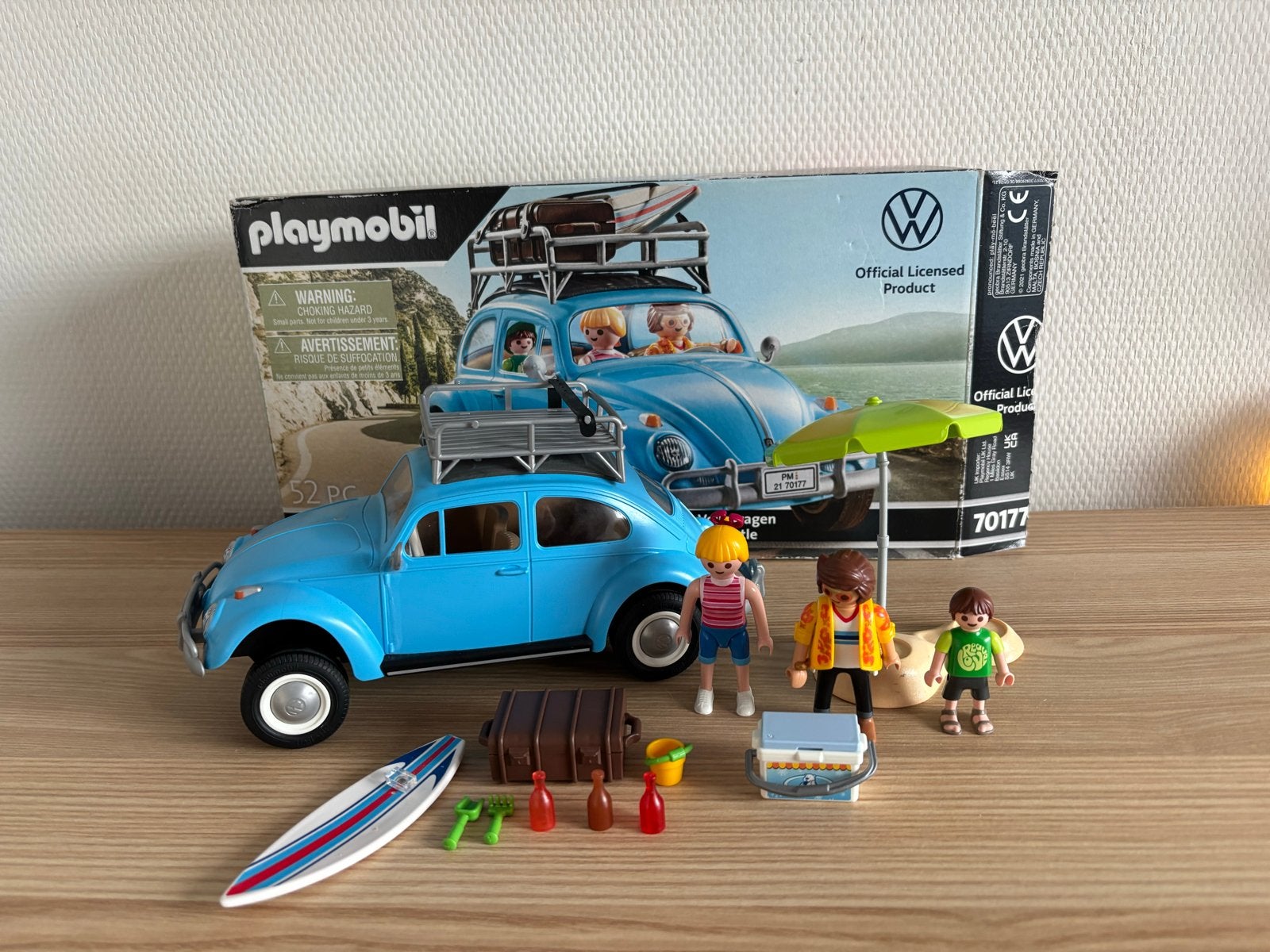 Playmobil Volkswagen Kever met gezin en accessoires, Ophalen of Verzenden, Zo goed als nieuw, Overige series, Voertuig