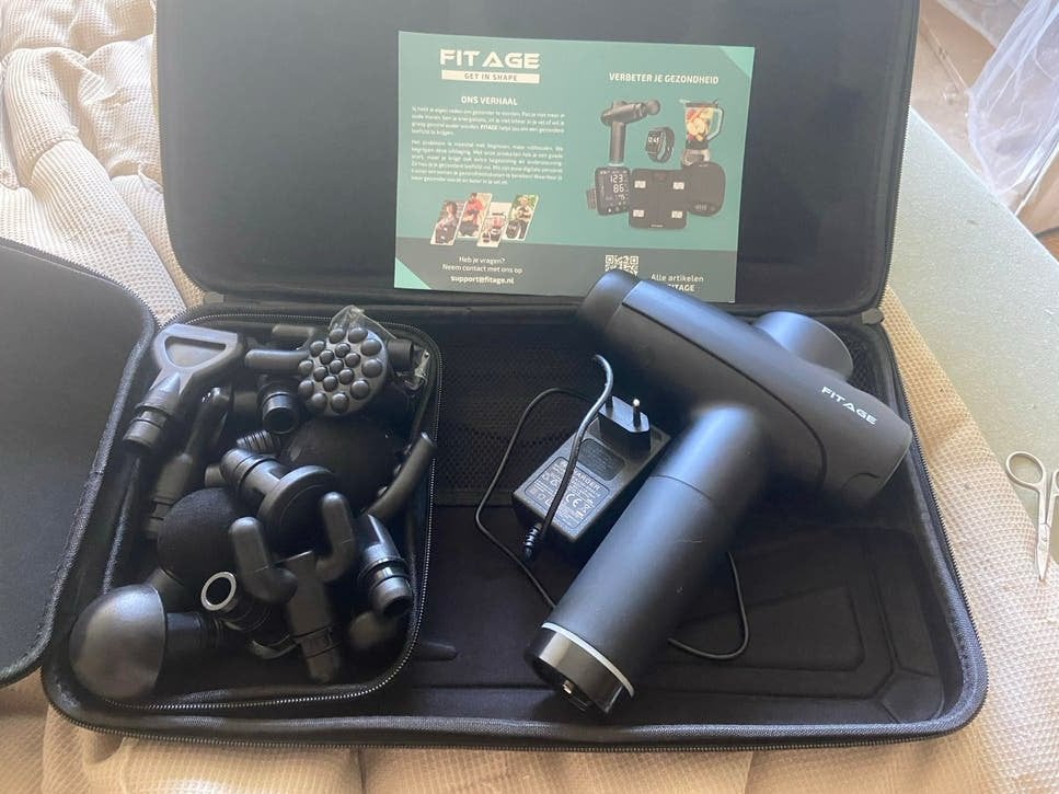Fitage Massage Gun - Diepe Weefsel Percussie Massager, Ophalen, Zo goed als nieuw, Apparaat