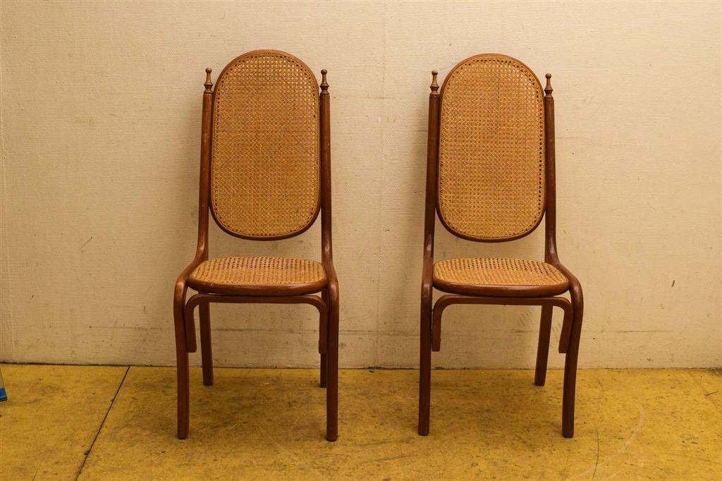 2 stuks houten stoelen 45241, Gebruikt, Bruin, Ophalen of Verzenden, Vijf, Zes of meer stoelen