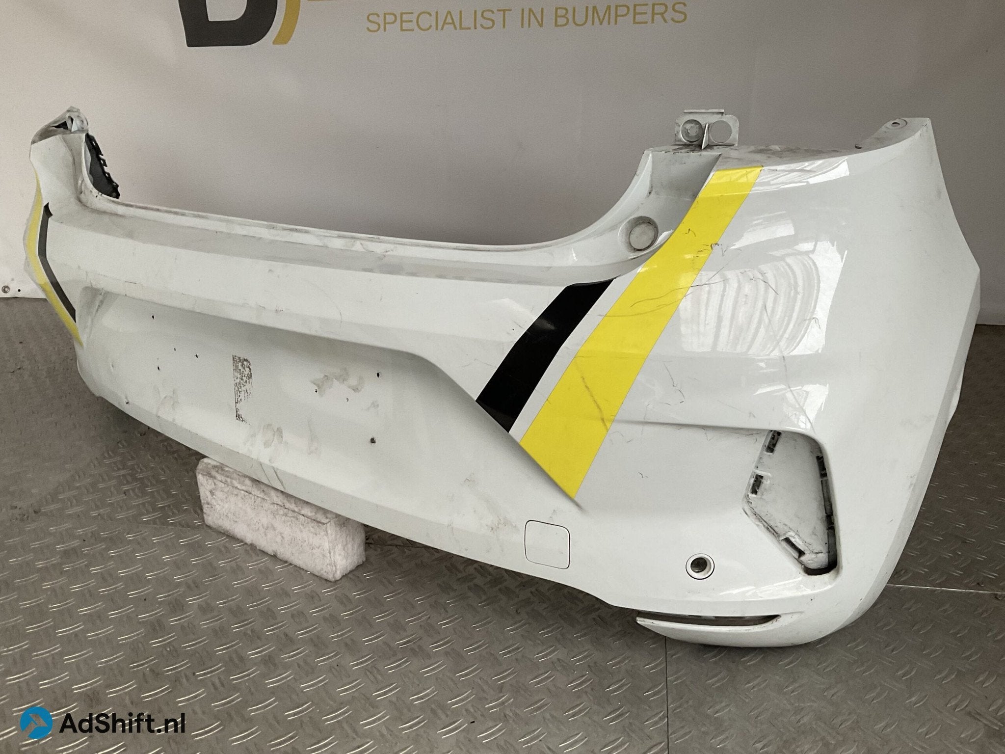 Bumper Renault Clio 5 22-25 Facelift 850237047R Achterbumper, Bumper