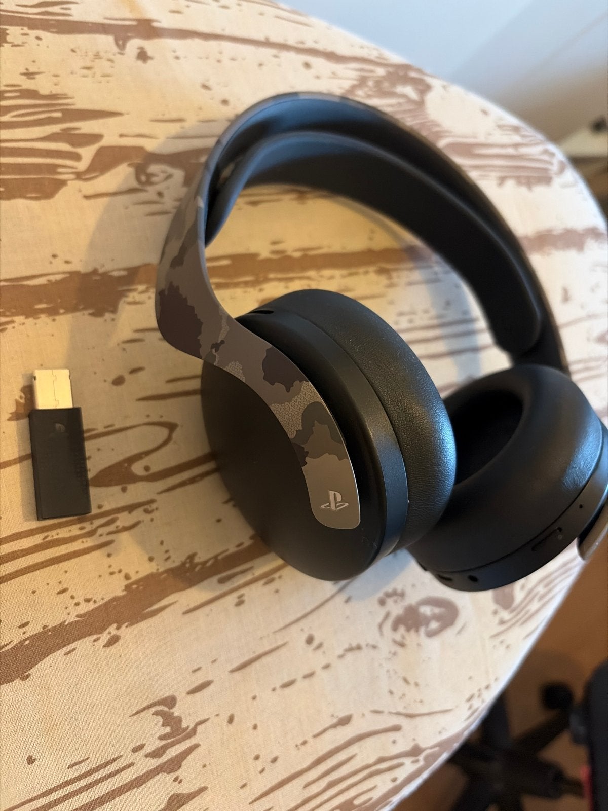 Sony PlayStation Pulse 3D Wireless Headset (PS4/PS5), Ophalen of Verzenden, Zo goed als nieuw, Over oor (circumaural), Sony