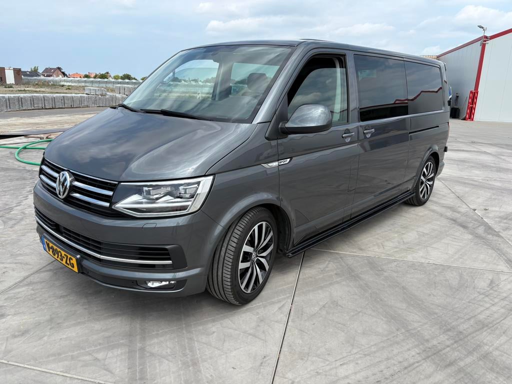 Volkswagen Transporter L2 H1 T6 DC Highline 2019, Auto's, Automaat, Euro 6, 4 cilinders, 2000 kg