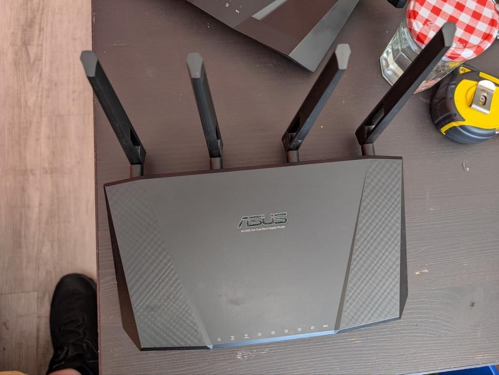 Asus RT-AC87U AC2400 Dual Band Gigabit Router, Computers en Software, Ophalen of Verzenden, Gebruikt, Router, Asus