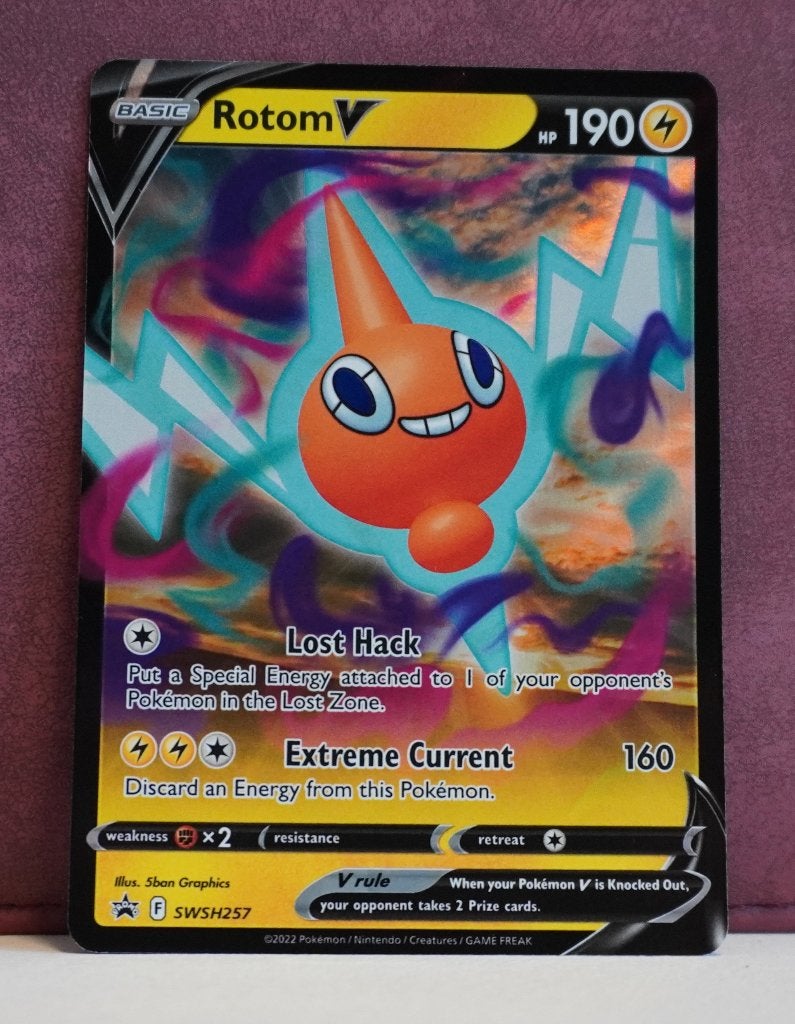 Rotom V SWSH257 SWSH Black Star Promos Pokémon Kaart, Ophalen of Verzenden, Nieuw, Losse kaart