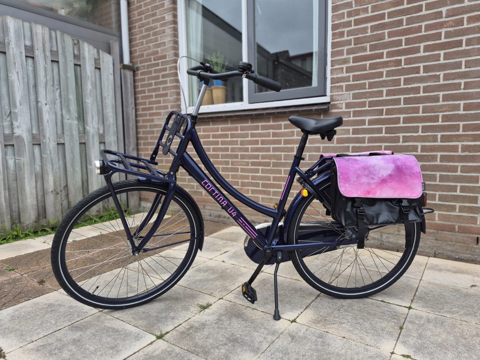 Cortina U4 26" meidenfiets, Ophalen, Terugtraprem, Cortina U4 transportfiets, Versnellingen