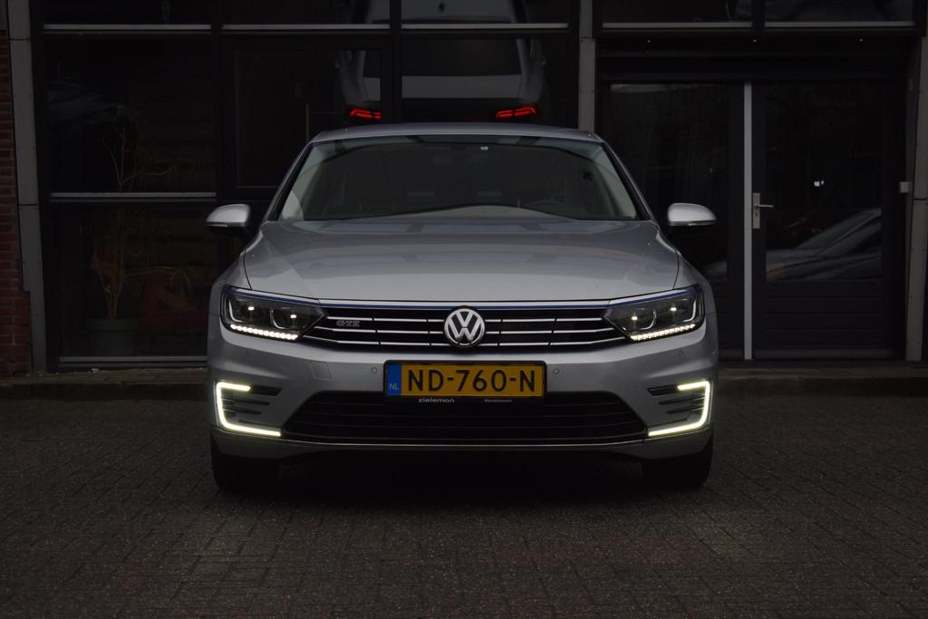 Volkswagen Passat 1.4 TSI GTE Carplay Leder Sfeerverlichting, Automatische klimaatregeling, Stof, Gebruikt, 4 cilinders