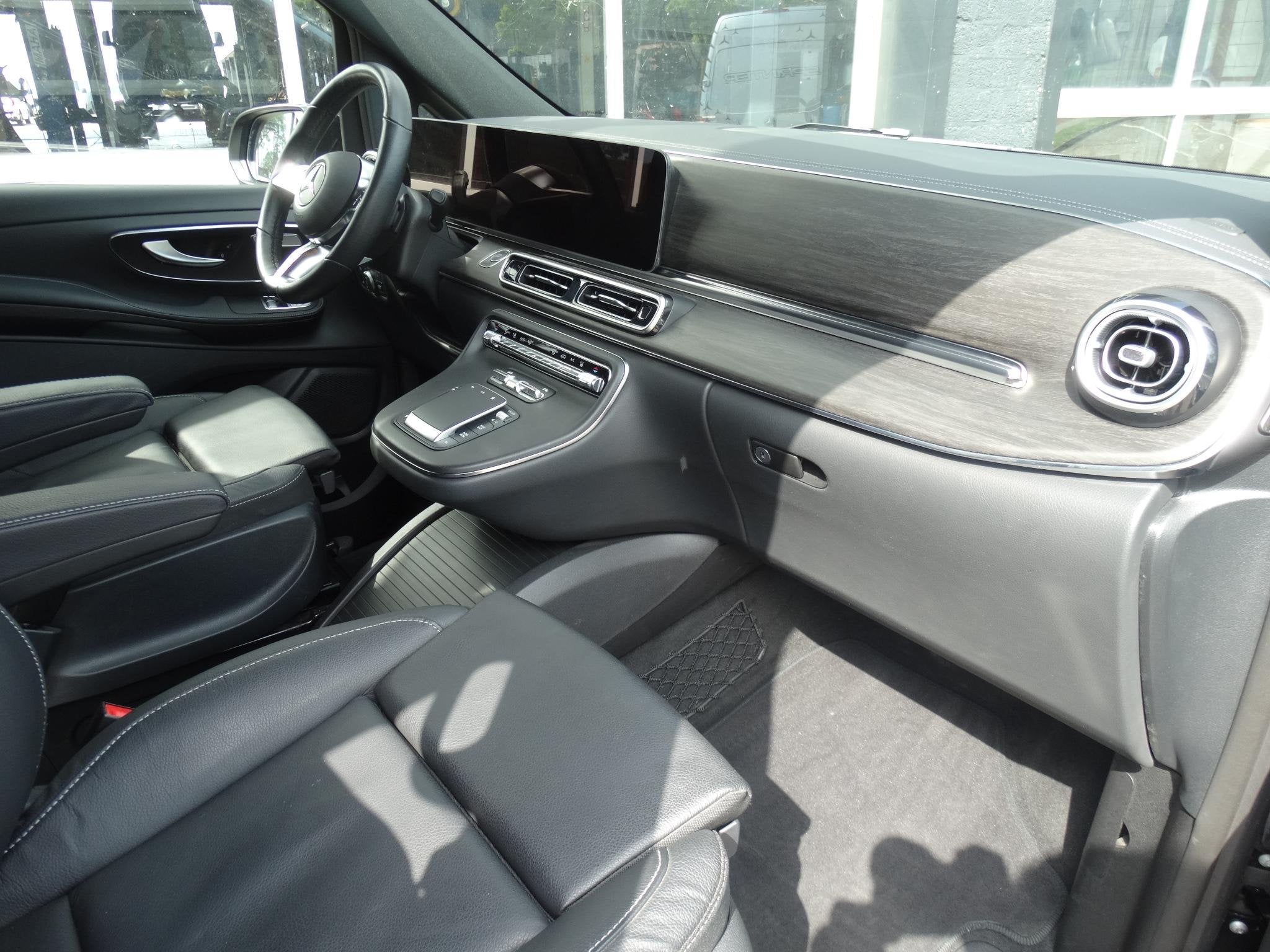 Mercedes-Benz EQV 300 L2 90 kWh | 8-persoons | Airco achteri, Auto's, Bestelauto's, Stof, Gebruikt, 8 stoelen, 365 km