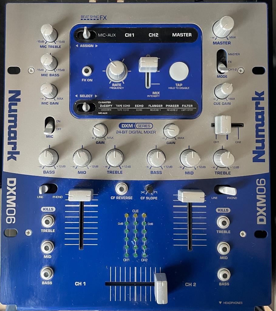 Numark DXM-06 2-kanaals DJ-mixer (rechterfader DEFECT, Muziek en Instrumenten, Mengpanelen, Verzenden, Gebruikt, Minder dan 5 kanalen