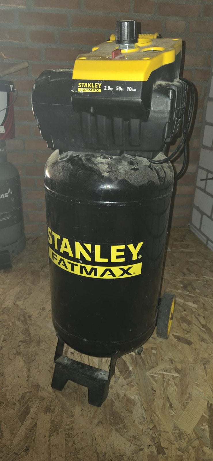 Compressor Stanley FatMax, 100 liter of meer, Ophalen, Zo goed als nieuw