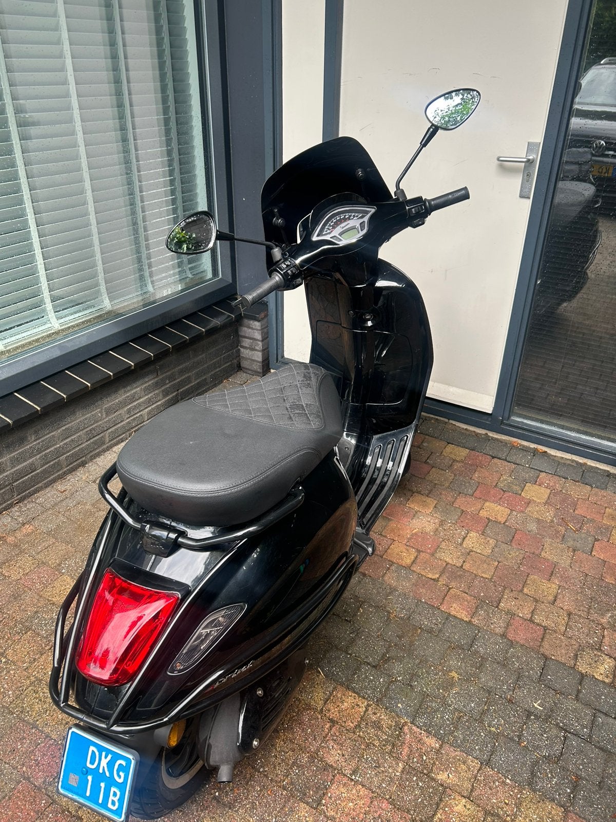 Vespa sprint 2017, Ophalen, Zo goed als nieuw, Benzine
