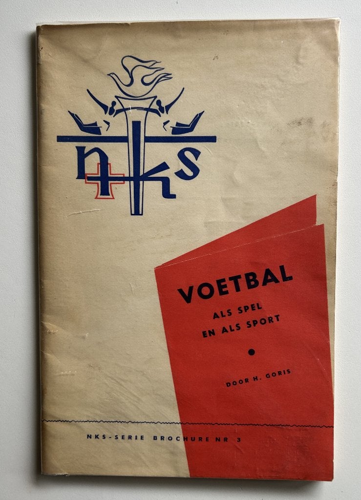 Voetbal als spel en als sport (1960), Ophalen of Verzenden, Gebruikt, Overige binnenlandse clubs, Boek of Tijdschrift
