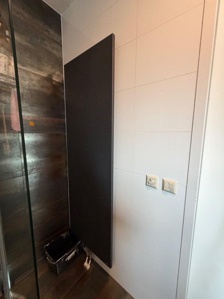 Badkamer radiatior, Ophalen, Zo goed als nieuw