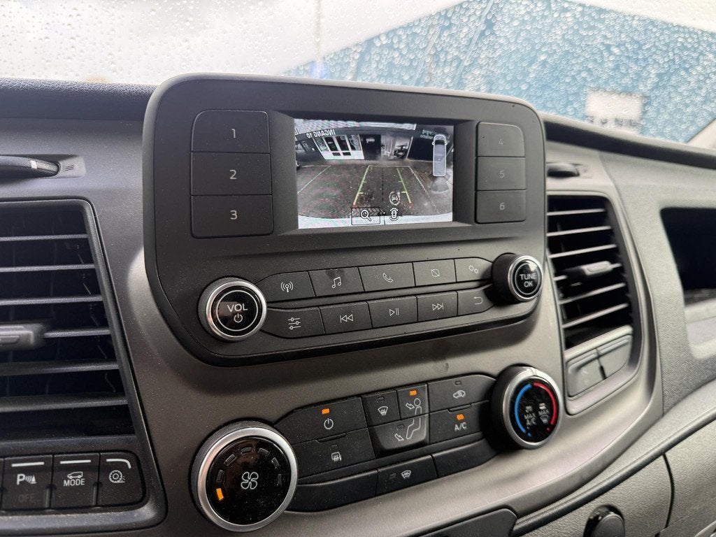Ford Transit 310 2.0 TDCI L2H2 Trend Automaat l Camera, Stof, 4 cilinders, 129 pk, 2065 kg