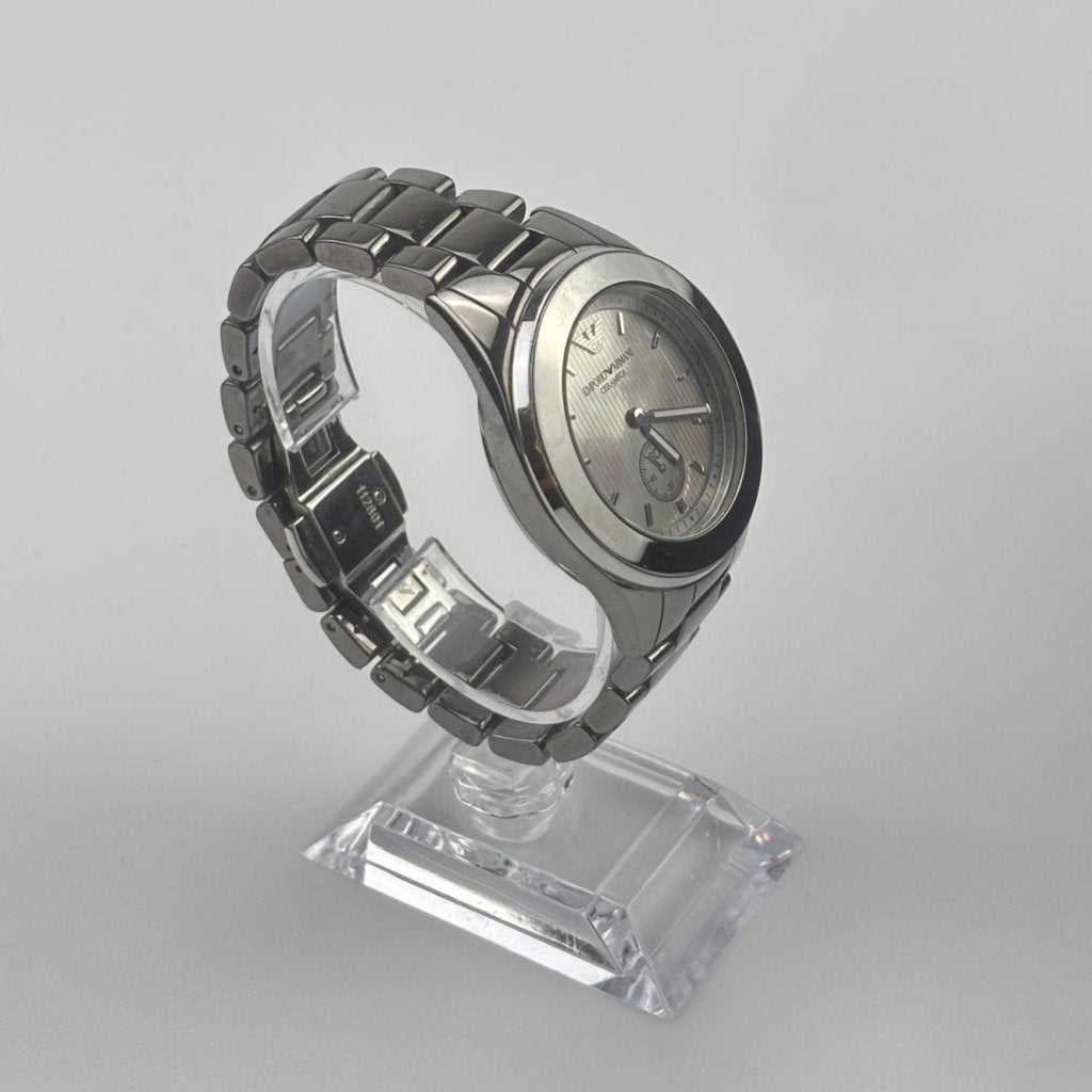 Emporio Armani AR1463 39mm Horloge, Emporio Armani, Zo goed als nieuw, Support@emporioarmani.com, 3-5 Via Borgonuovo
Milan 20121
Italy