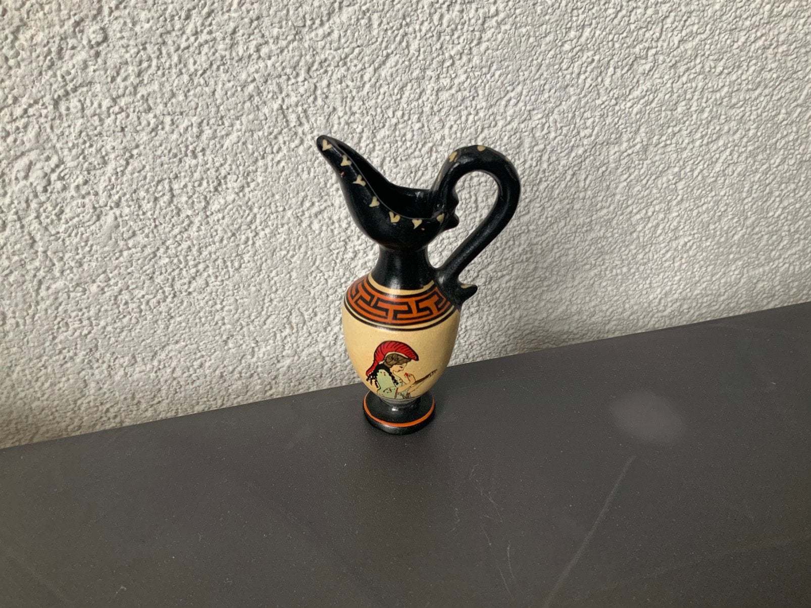 Hand made vaasje uit creece. 8 cm., Ophalen of Verzenden, Nieuw
