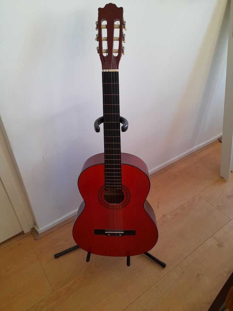 Rode klassieke gitaar, Muziek en Instrumenten, Snaarinstrumenten | Gitaren | Akoestisch, Ophalen of Verzenden, Klassieke of Spaanse gitaar