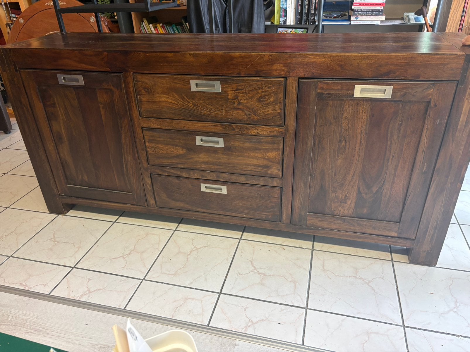 Teakhouten modern strak dressoir, 150 tot 200 cm, Teakhout, Ophalen of Verzenden, Zo goed als nieuw