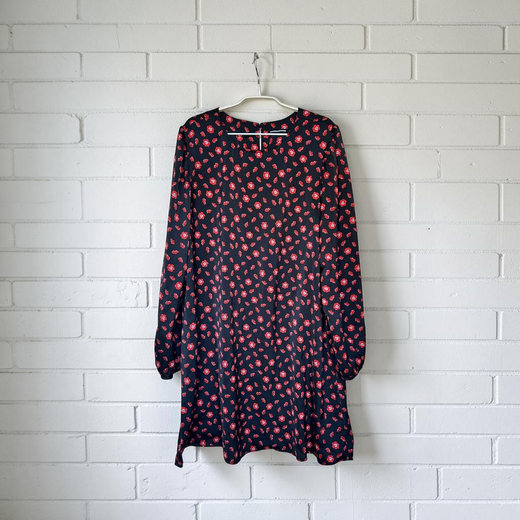 Monoprix Jurk Maat 42 Zwart Rood Bloemenprint Mini, Kleding | Dames, Zwart, Maat 42/44 (L), M, Ophalen of Verzenden