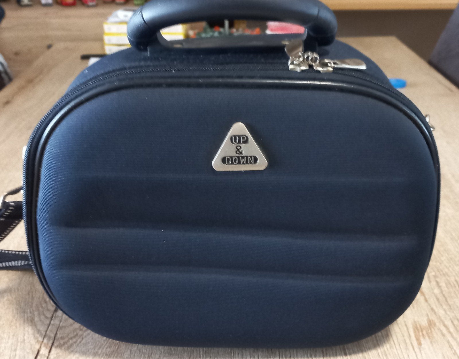 Up & Down Toilettas / Make-up Tas met Spiegeltje, Blauw, Nieuw, Ophalen of Verzenden, Met spiegeltje(s)