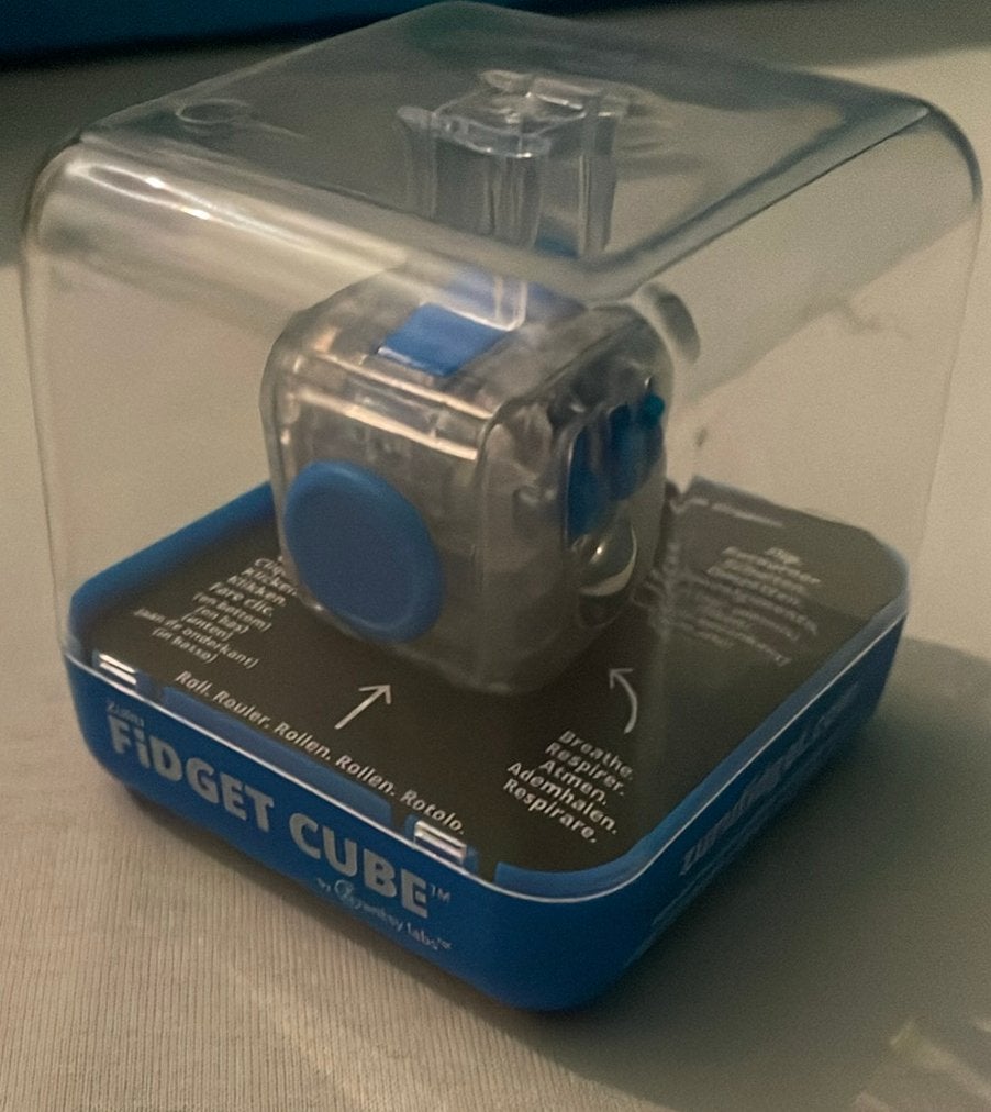 Fidget cube van de intertoys blauw, Ophalen of Verzenden, Zo goed als nieuw