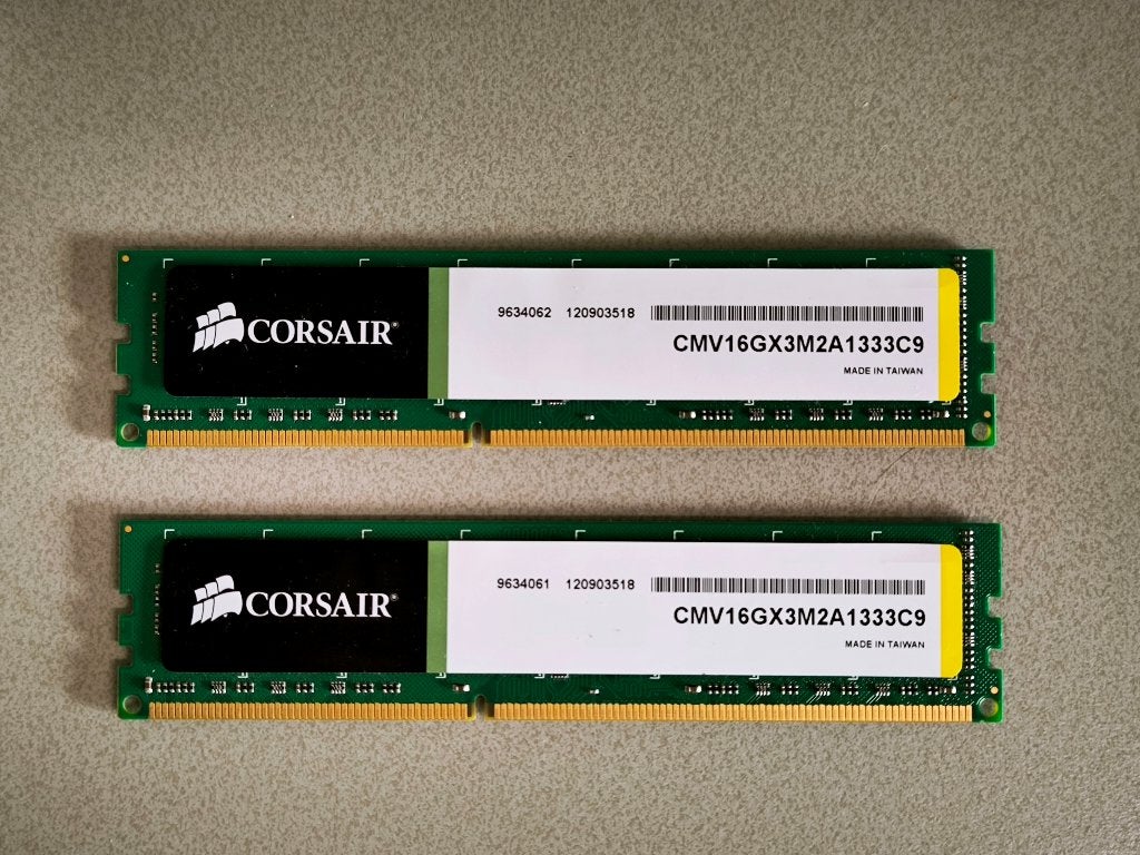 16GB DDR3 Corsair  2 x 8 GB, Computers en Software, RAM geheugen, Zo goed als nieuw, Desktop, 16 GB, DDR3, Ophalen of Verzenden