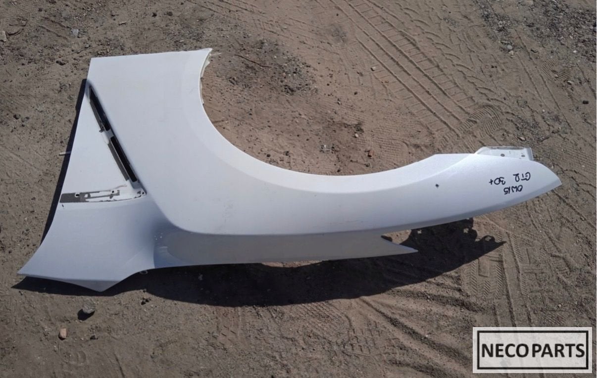 NISSAN GTR GT-R SPATBORD ZIJSCHERM LINKS ORIGINEEL, Gebruikt, -, Ophalen of Verzenden, Achter