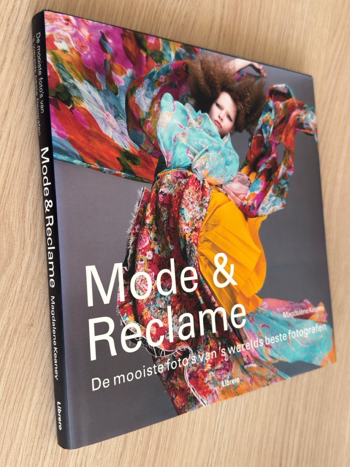 Mode & Reclame: De mooiste foto's van 's werelds beste fotog, Boeken, Ophalen of Verzenden, Zo goed als nieuw, Mode algemeen