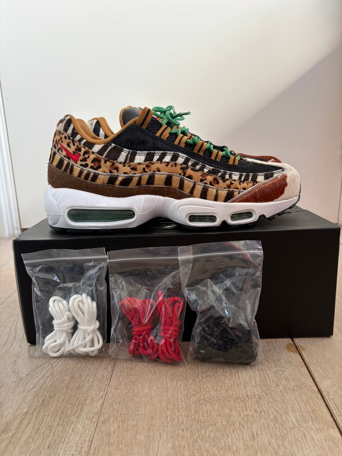 Nike air max 95 dlx animal pack 2.0 44,5 (Deadstock), Overige kleuren, Nieuw, Ophalen of Verzenden, Sneakers of Gympen
