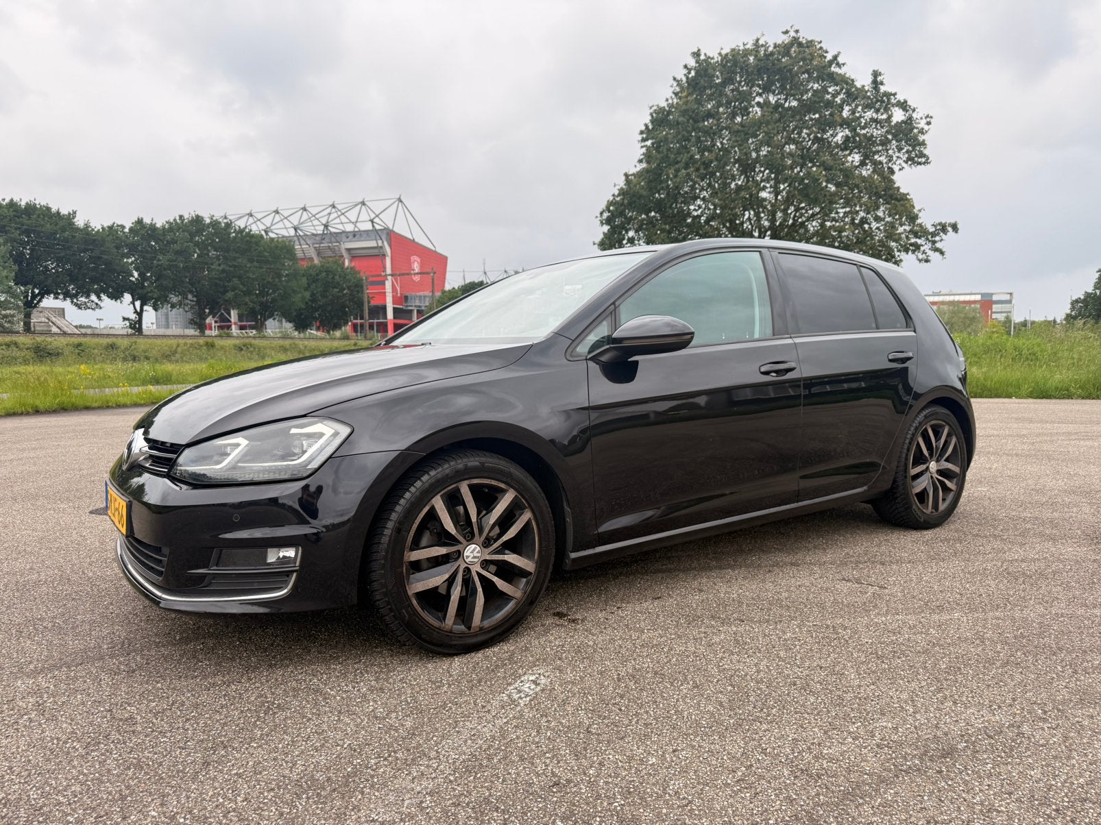 Golf 7 1.4 TSI ACT HIGHLINE LED Pano Leer CARPLAY FullOpt, 4 cilinders, Zwart, Origineel Nederlands, Golf