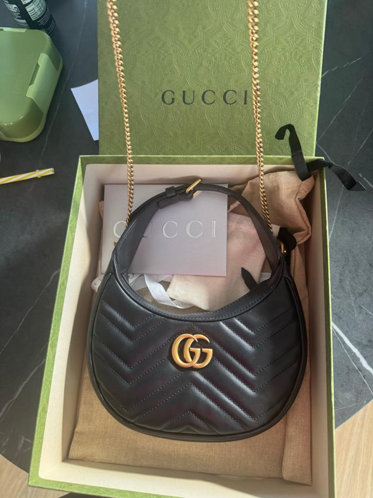 Gucci GG Marmont Matelassé Mini Schoudertas Zwart, Ophalen of Verzenden, Zo goed als nieuw, Zwart, Schoudertasje