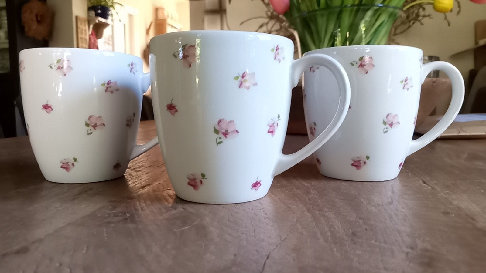servies grote mokken laura ashley vintage bloemetjes 3x, Ophalen of Verzenden, Overige stijlen, Kop(pen) en/of Schotel(s)
